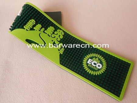 Quadratische PVC-Bar-Service-Matte in grüner Farbe mit geprägtem Logo 