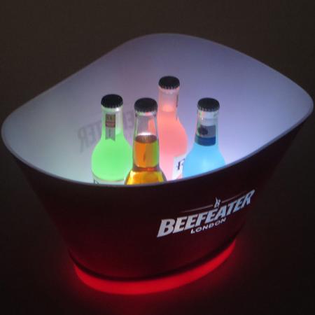 LED-Bierkühlereimer mit ausgehöhltem Logo 