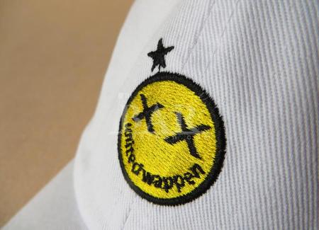 Flacher Rand aus Baumwolle, 6-Panel-Campmütze mit Sticklogo 