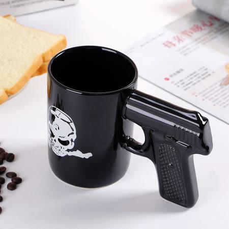 2019 neue pistolengriff kaffeetassen becher lustige pistole becher milch tee tasse kreative büro keramik kaffeetasse drink 