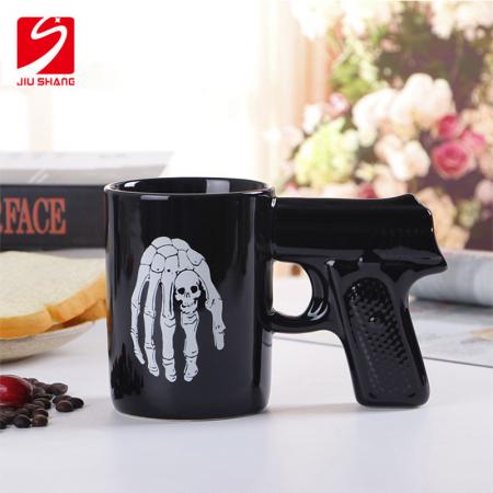 2019 neue pistolengriff kaffeetassen becher lustige pistole becher milch tee tasse kreative büro keramik kaffeetasse drink 